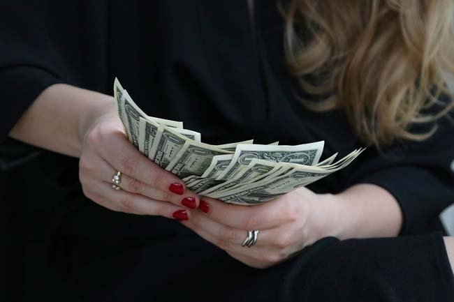 10 Genius Ways to Make $10k Fast (Without a 9-to-5 Job)